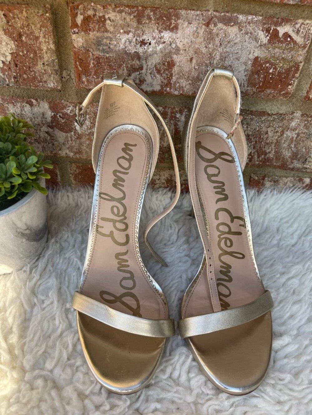 Sam Edelman Patti ankle-strap sandals--open-toe design and slim stiletto Sz. 8.5